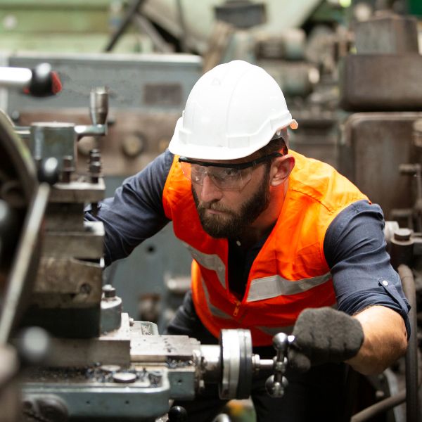 Manutenção, Reforma e Peças para Máquinas de Jato Pressurizado.